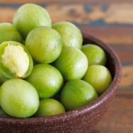 Unlocking the Beauty Secrets of Kakadu Plum: Tips and Techniques for Radiant Skin
