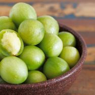 Unlocking the Beauty Secrets of Kakadu Plum: Tips and Techniques for Radiant Skin